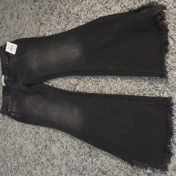 Free people mid-rise vintage black frayed distressed hemline new denim Jeans 25 - Picture 4 of 10